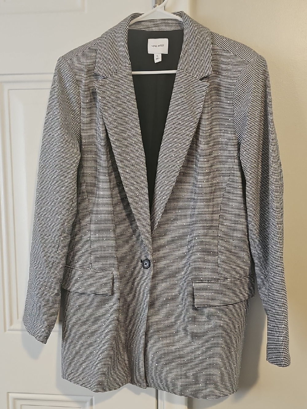 Nine West Black & White Houndstooth Single-Button Blazer